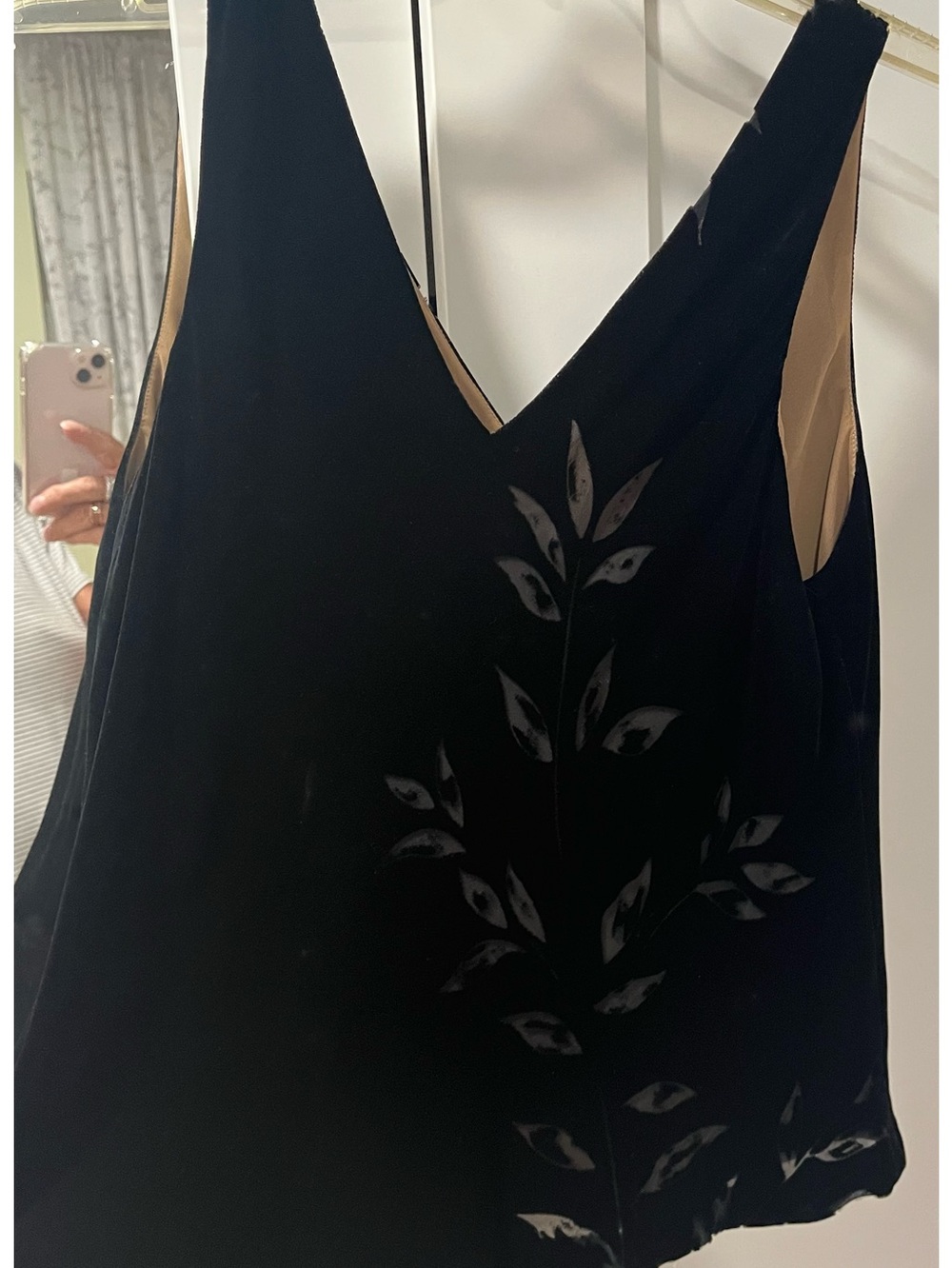 NWOT*Rena Rowan Black Velvet V-Neck Tank w Subtle Leaf Motif